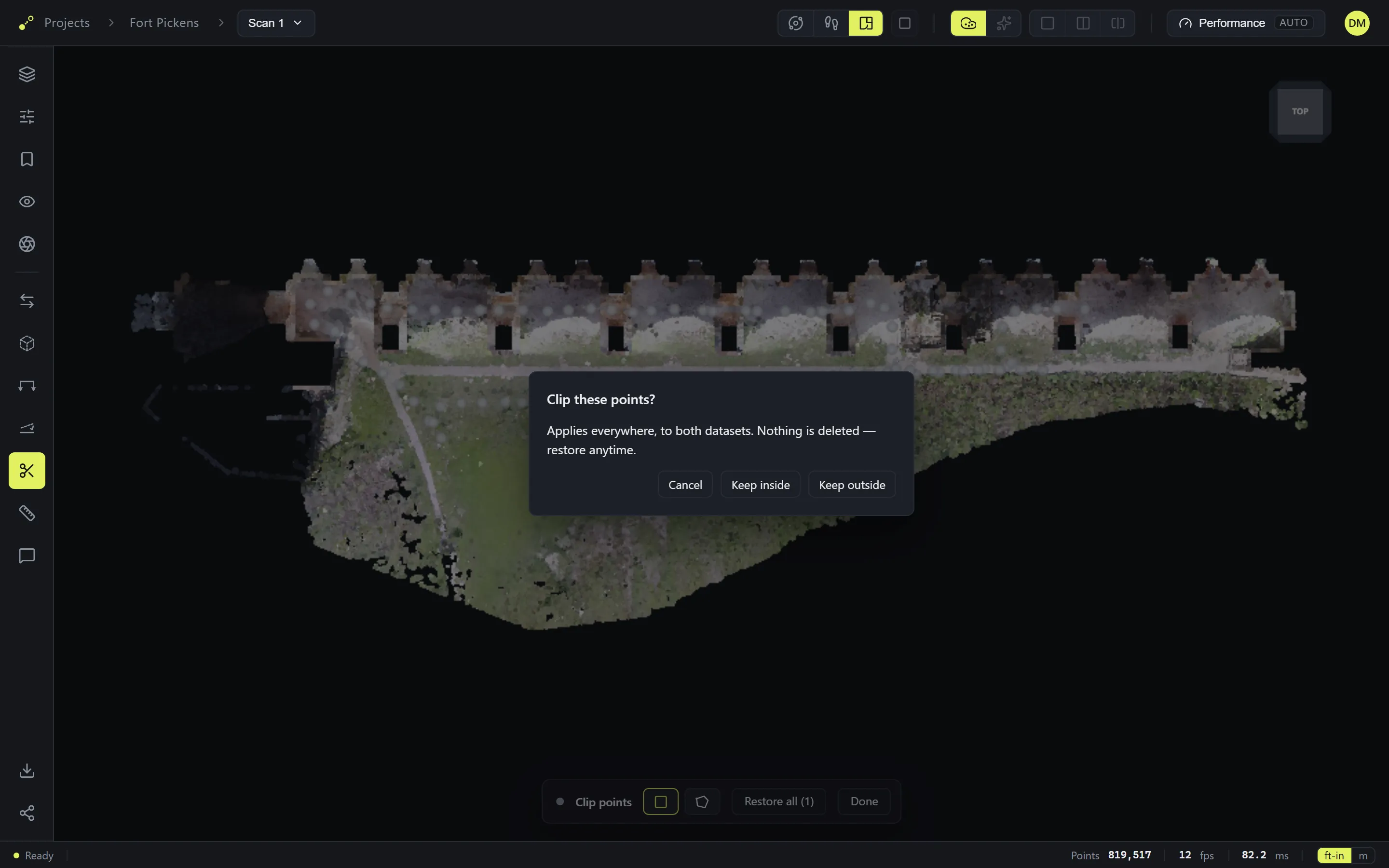A clip fence drawn on the scan, with the confirm choices: Keep inside or Keep outside